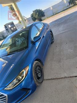 هیۆندای ئەلەنترا